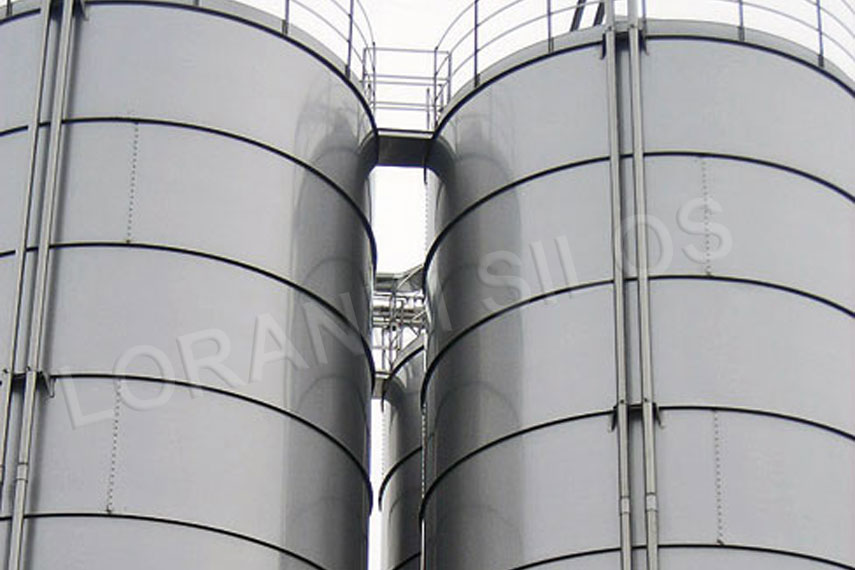 ring silos with rails